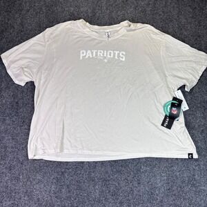 Certo New England Patriots Womens 2XL T-Shirt Cream NFL Cropped Tee NEW Stretchy